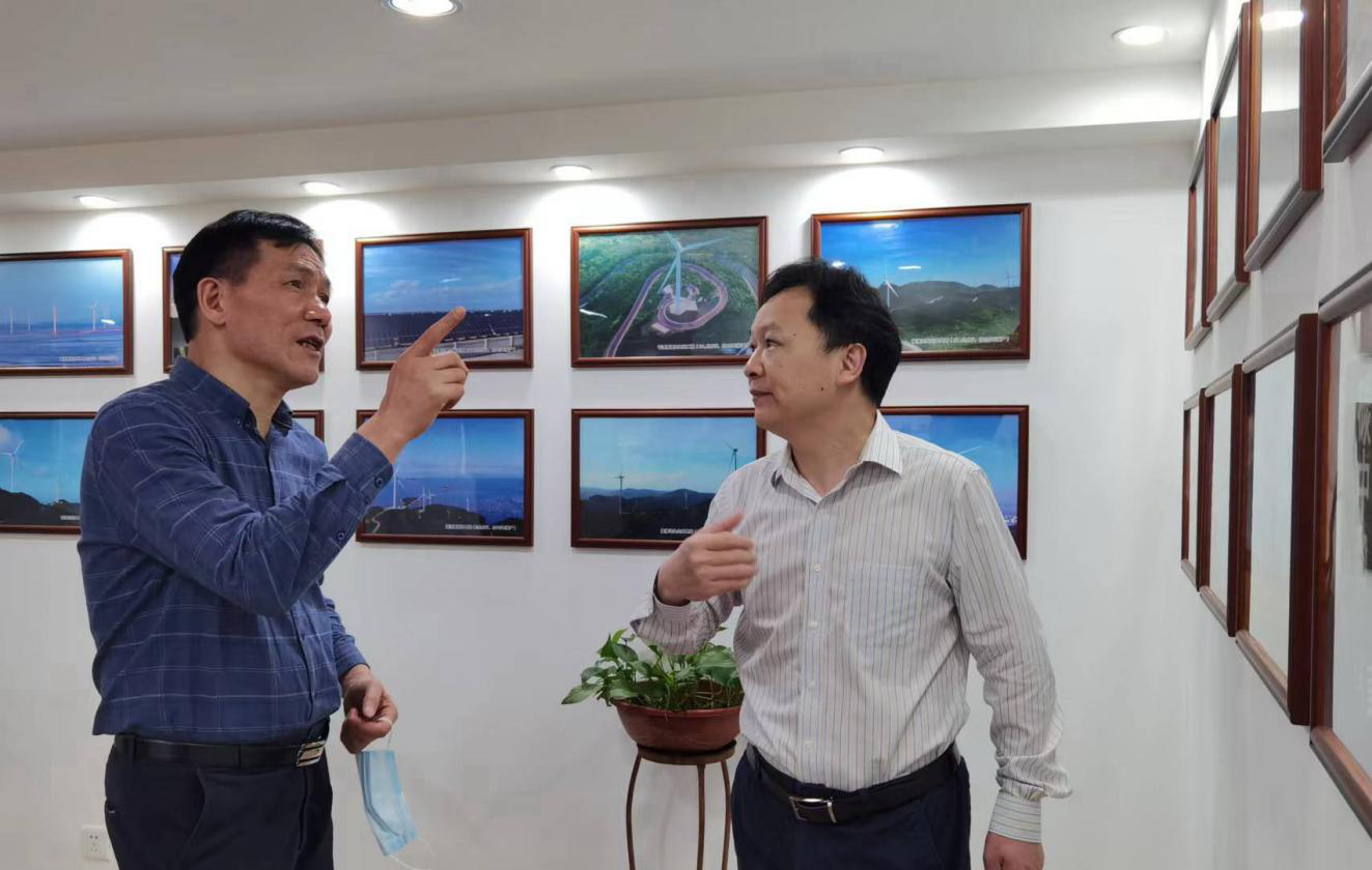 集团党委委员纪委书记监察专员郑清华到中闽能源督查贯彻落实电力板块