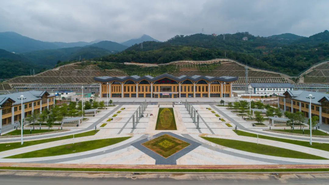 中国茶都安溪东火车站建设完成